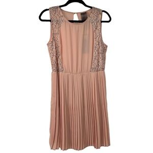 Moon Collection Light Pink Floral Lace Sleeveless Pleated Skirt Dress